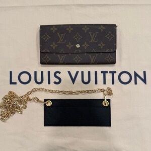 ✨Louis Vuitton Sarah Long Wallet- Gold Chain & Insert for Crossbody Wear✨